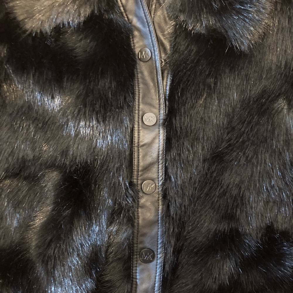 Size Small Shearling Bomber Jacket - image 7